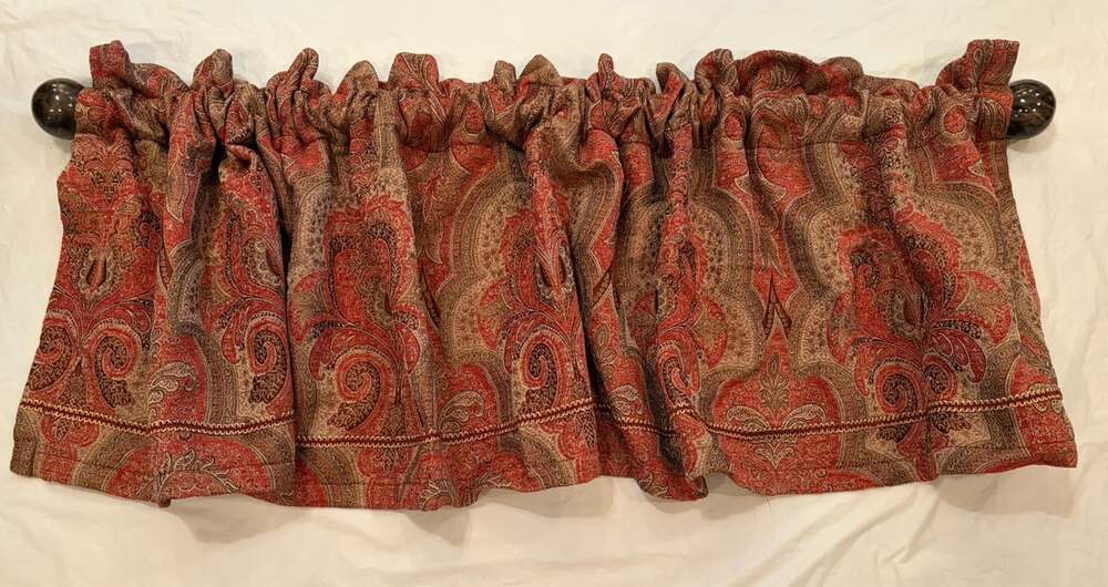Veratex Red And Gold Paisley Jacquard Valance 84”x19..5” Valance Only